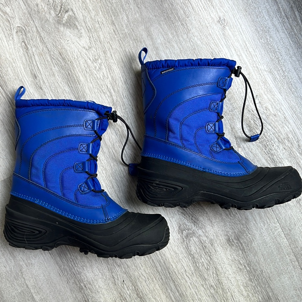 North Face snow boots